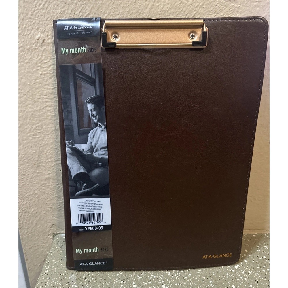 AT-A-GLANCE My Month 2025 Clipboard Planner Dark Brown Faux Leather YP600-09‎